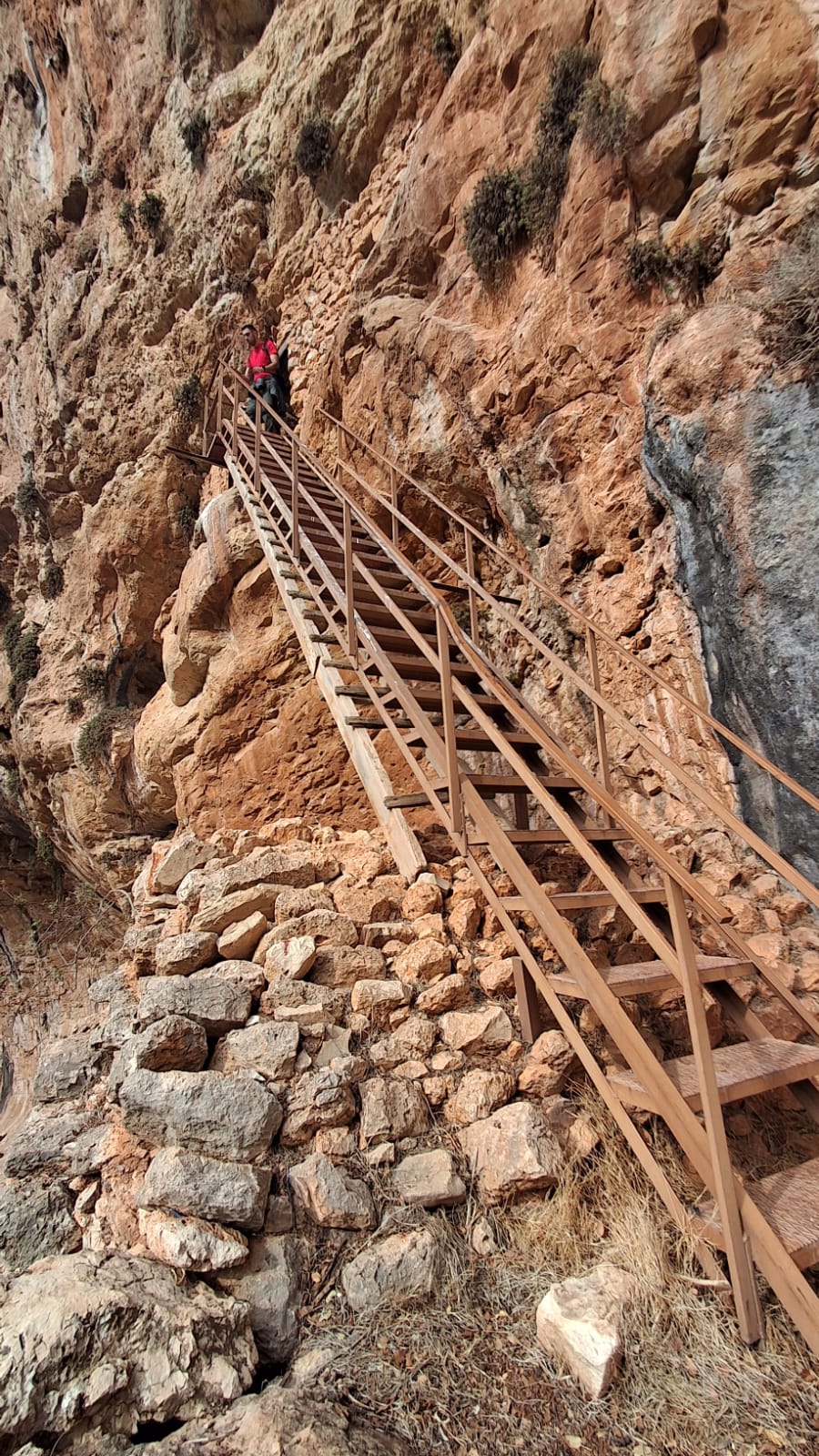 Aabaydat – Sakiet el Khait Hike